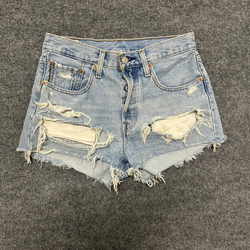 Levi's Shorts Womens Size 26 Light Wash Distressed Cotton 501 Cutoff High Waist